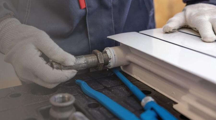 Professional water heater repair in Farnhamville, IA